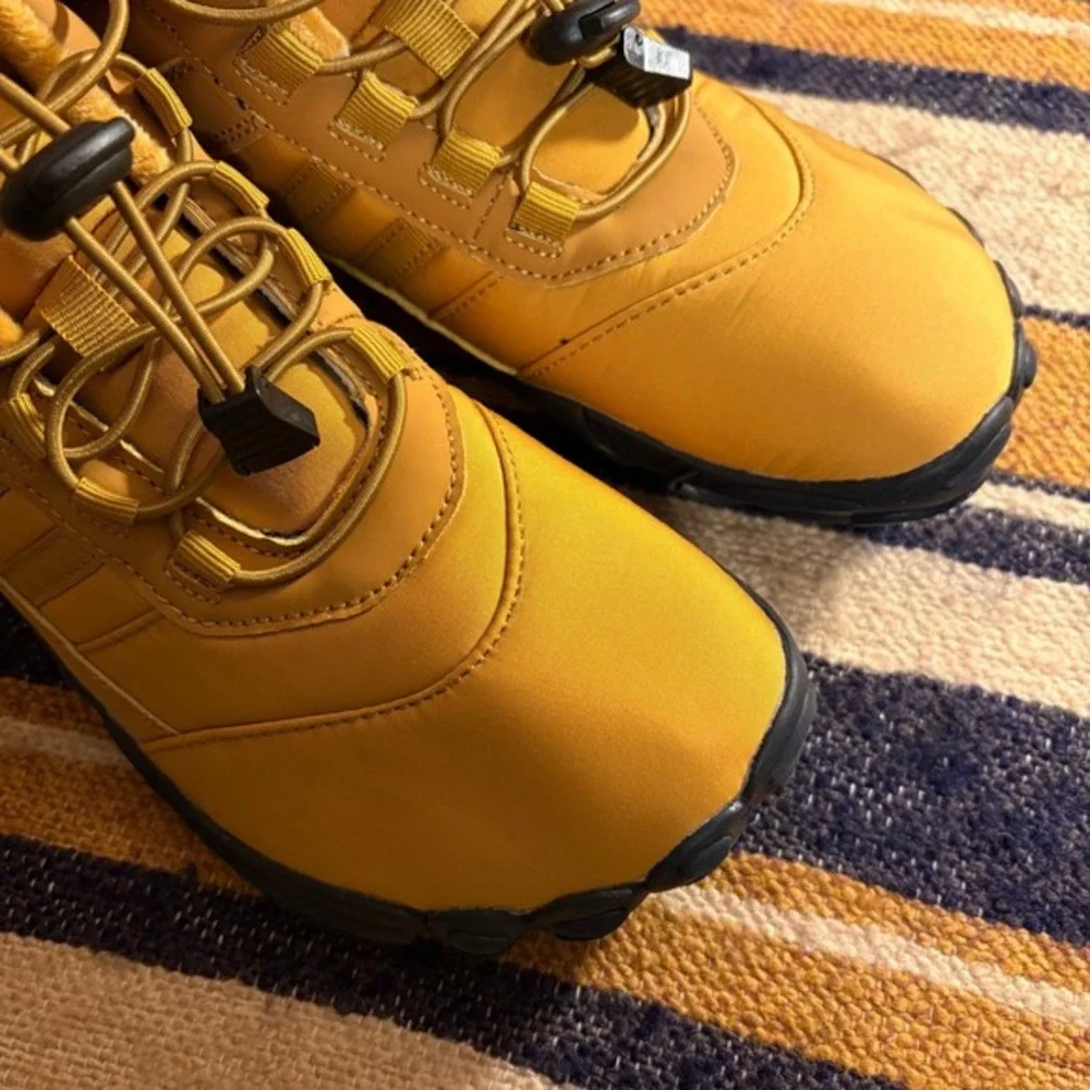 Peak Footwear‎ Mustard Yellow Quilted Puffer Winter Boots Bungee Lace Mid Top